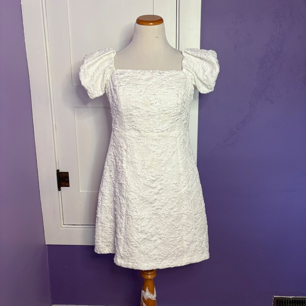 ASTR The Label Raina Off Shoulder Puff Sleeve Crinkle Mini Dress - White - Large - Picture 2 of 9